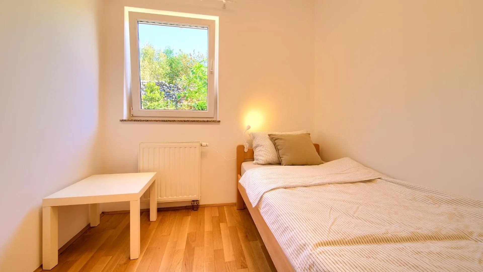 Happy Point Apartment Krk Town 0*,
